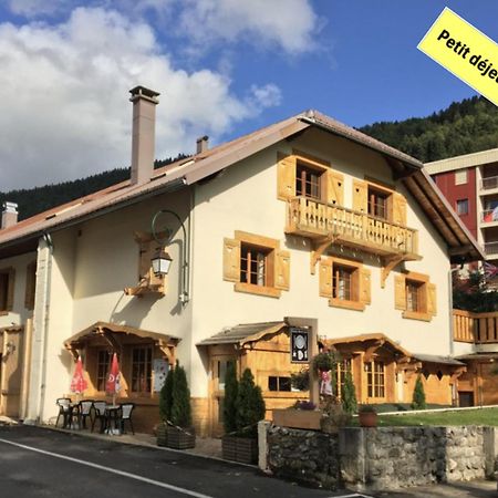 Relais Mont Jura Adults Only Bed & Breakfast Lelex Bagian luar foto