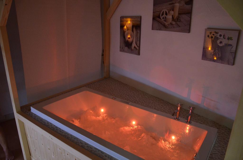 Relais Mont Jura Adults Only Bed & Breakfast Lelex Bagian luar foto