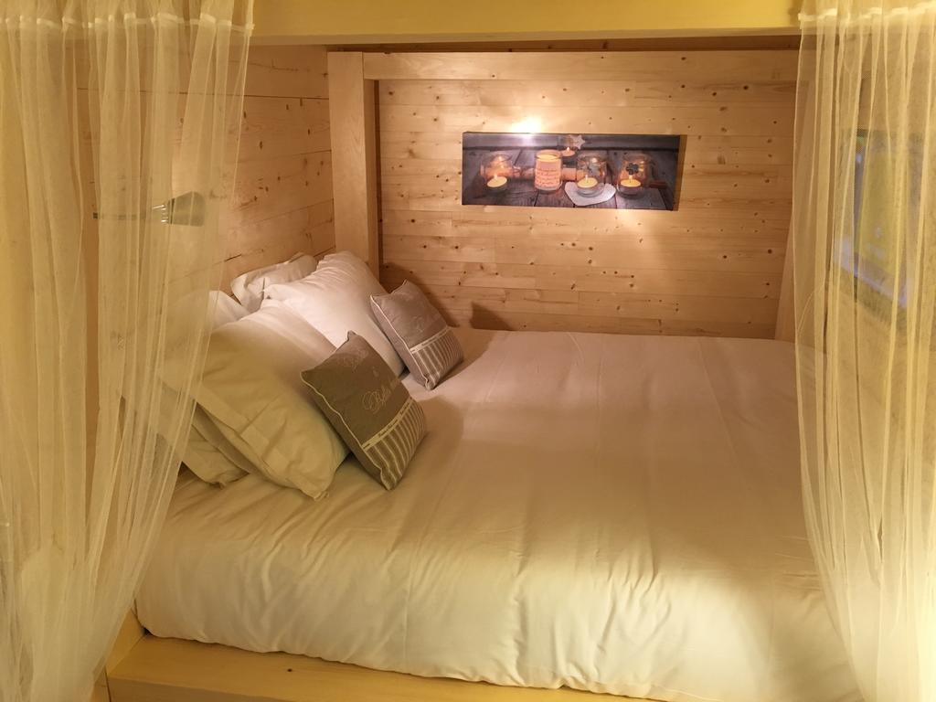 Relais Mont Jura Adults Only Bed & Breakfast Lelex Bagian luar foto