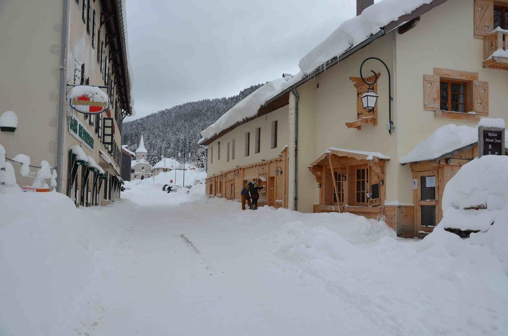 Relais Mont Jura Adults Only Bed & Breakfast Lelex Bagian luar foto